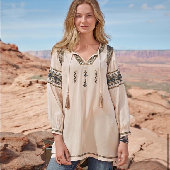 ⭐️ SUNDANCE: Embroidered Sand Tunic - Picture 1 of 5